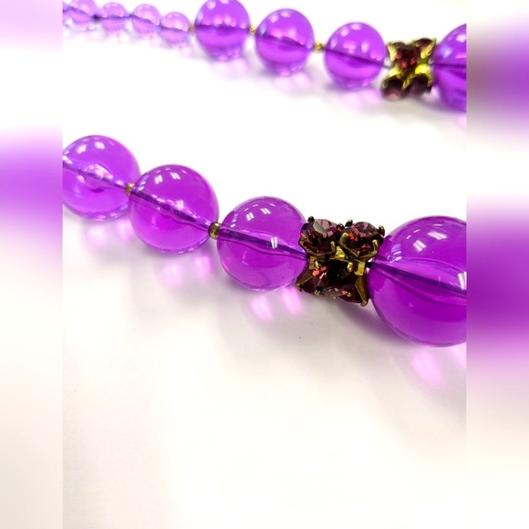 Kate Spade Chunky Purple LUCITE & Crystal Necklace Like New - Picture 6 of 12